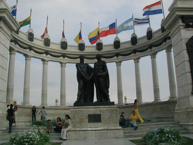 la rotonda statue