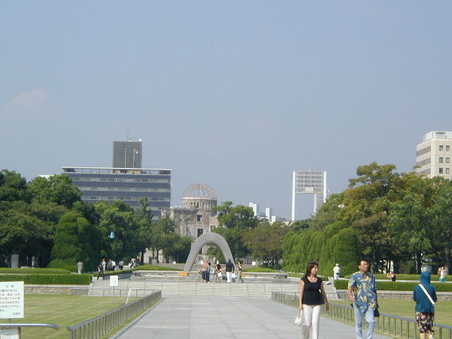 cenotaph, with A-bomb dome in distance