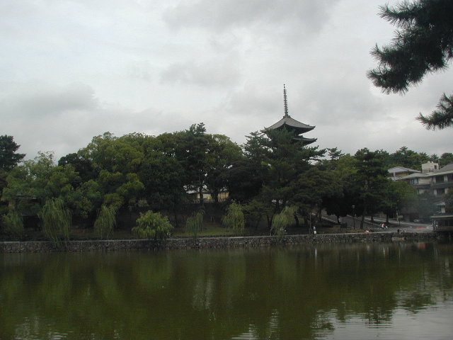 Saruwara-ike pond