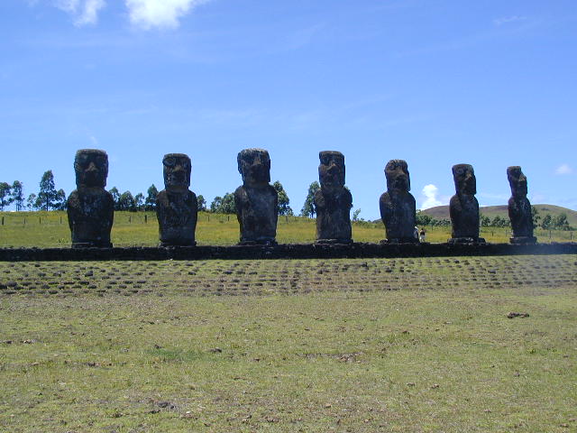 7 moai at ahu akivi
