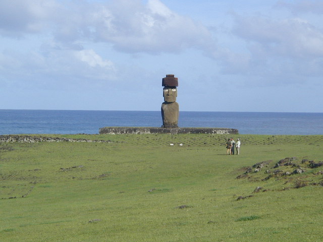 moai with eyes at tehai