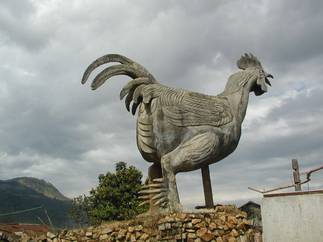 chicken statue