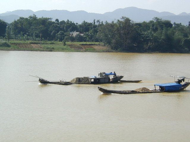 boats on the perfume river