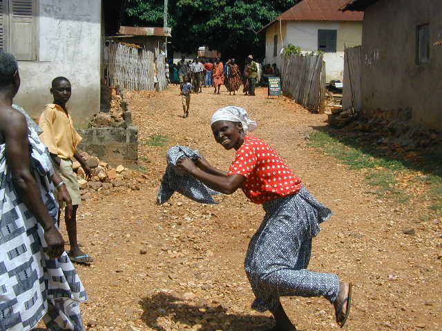 woman dancing welcome at Aboutia Teti